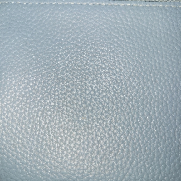 EUC Coach pebbled leather wristlet double zip - Picture 13 of 13